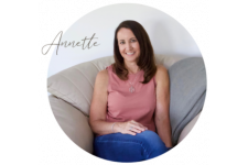 Logo for Annette Meinzer Logo for Annette Meinzer