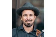 Logo for David Calandra Logo for David Calandra