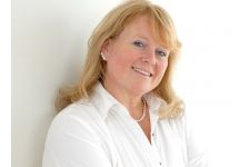 Logo for Lorraine Nylund Logo for Lorraine Nylund